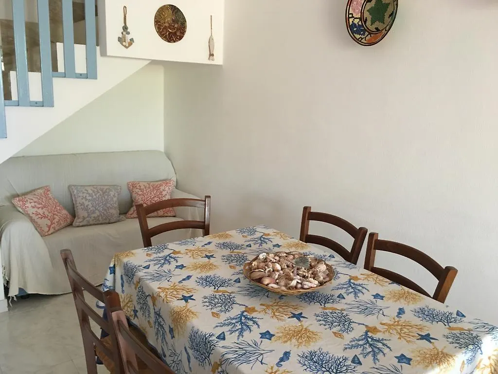 بيت للعطل فيلا Casa Lilla فيلاّسيمِيوس إيطاليا